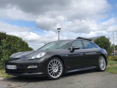 2012 Porsche Panamera 3.0  V6